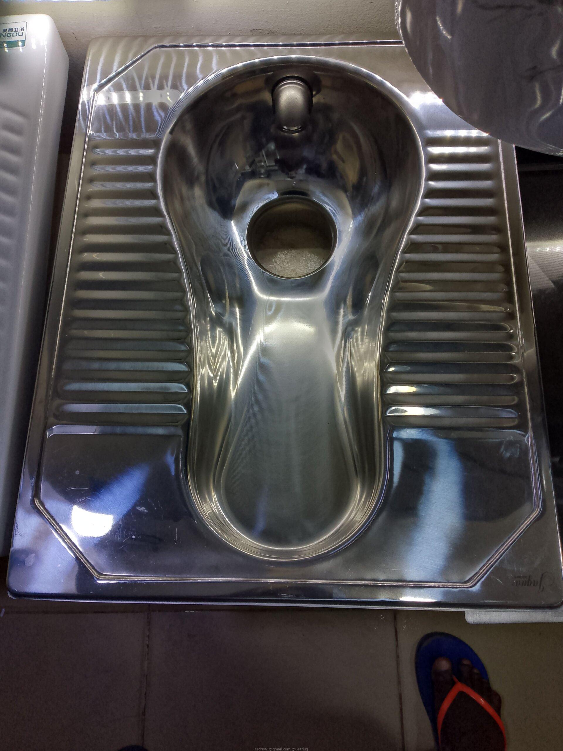 Stainless squatting pan