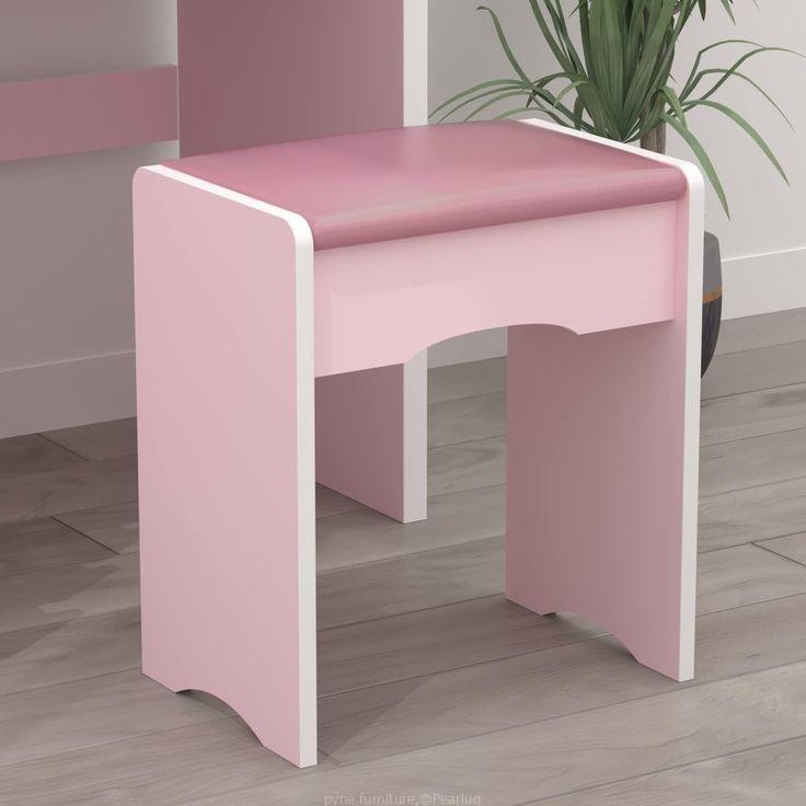 Manicure table