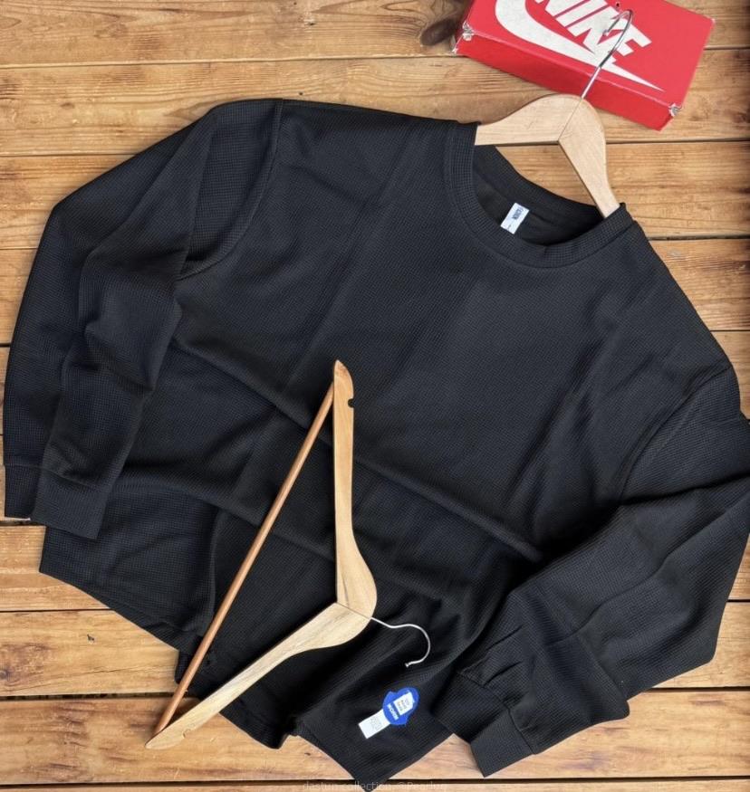 Long sleeved shirts