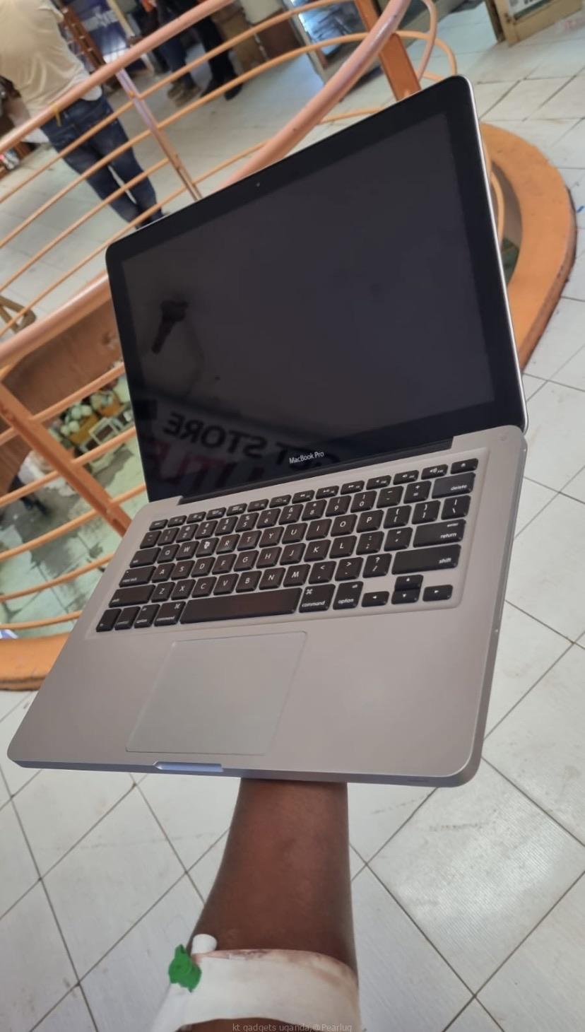 Mac book