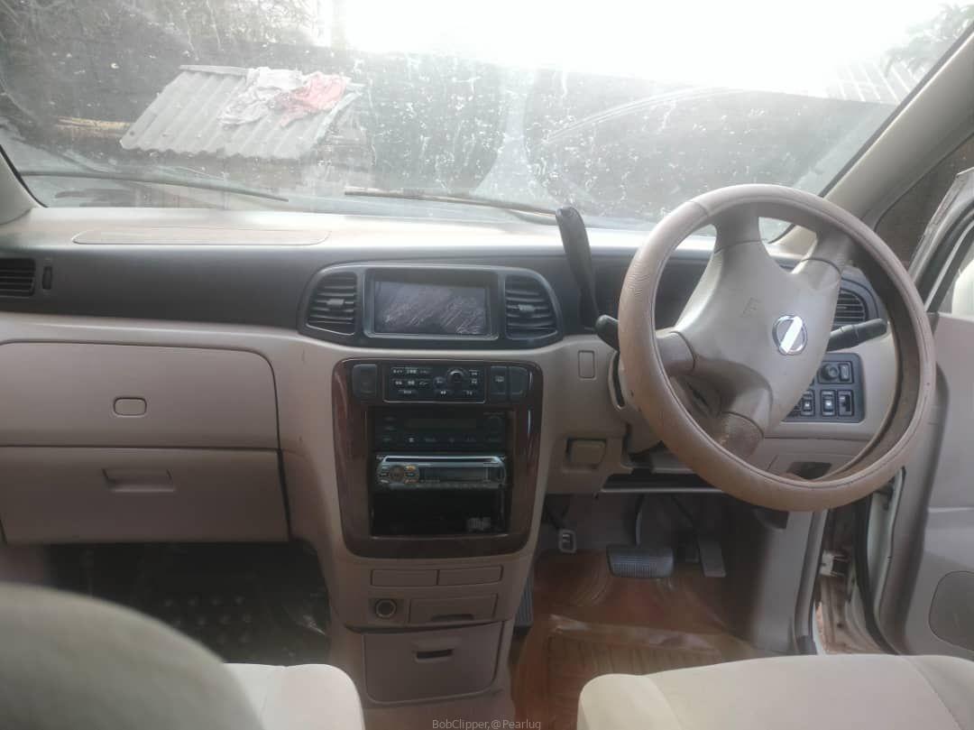 Nissan Liberty 2002 model