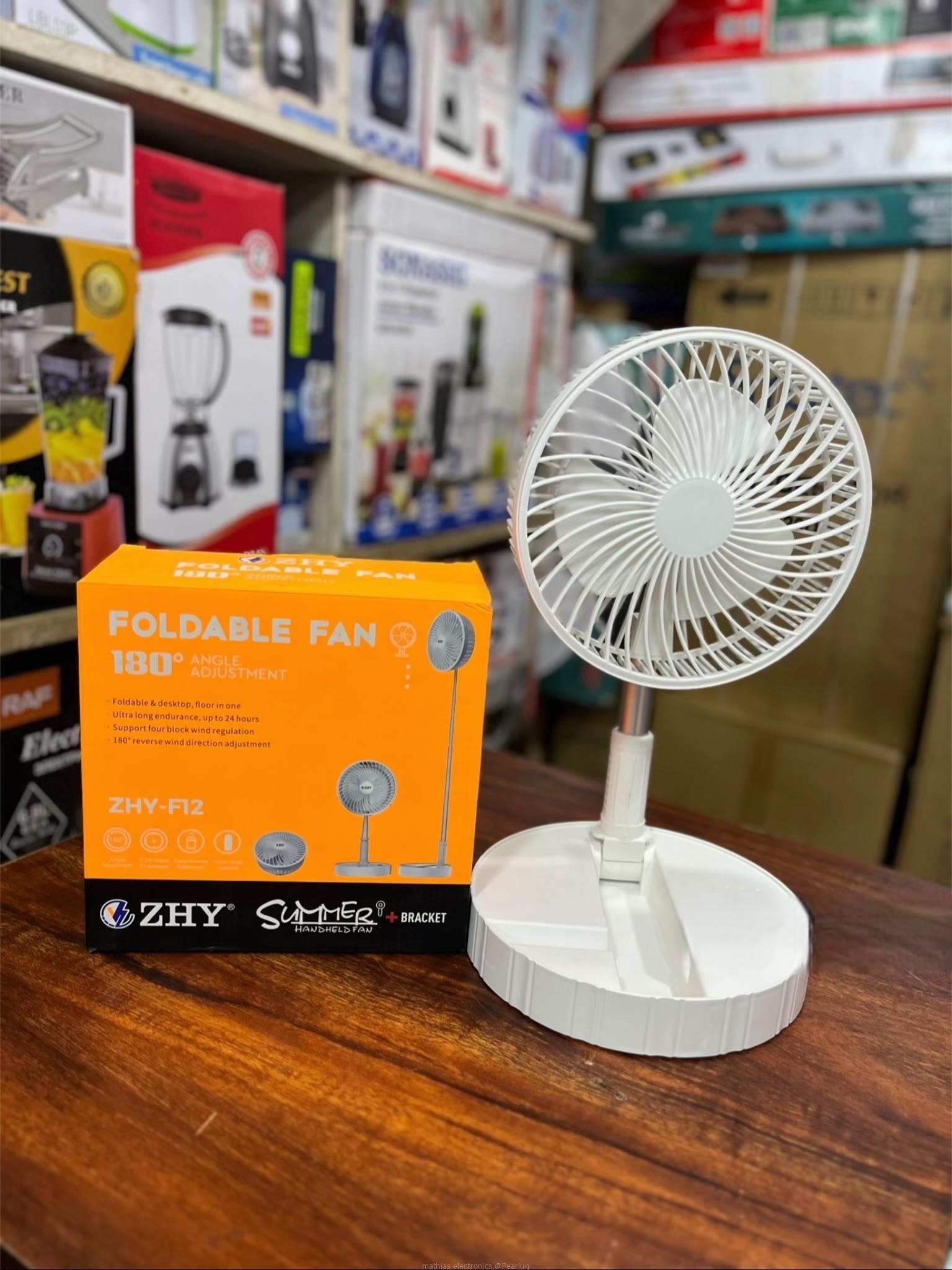 Hand fan