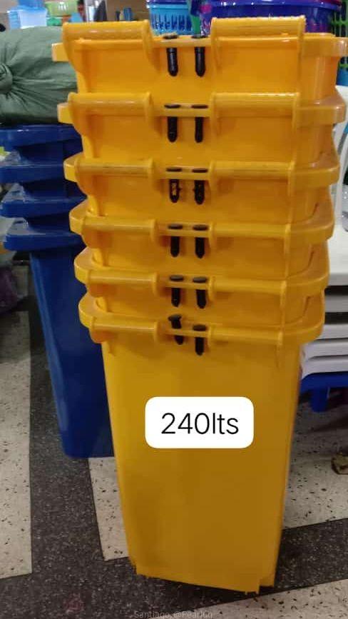 240ltr dustbin