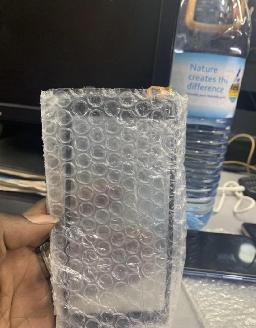 Brand new phones screens