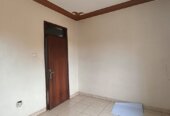 Flat to Rent in Najjanankumbi zone 11, Stella stage opposite NYODO Club Entebbe Road