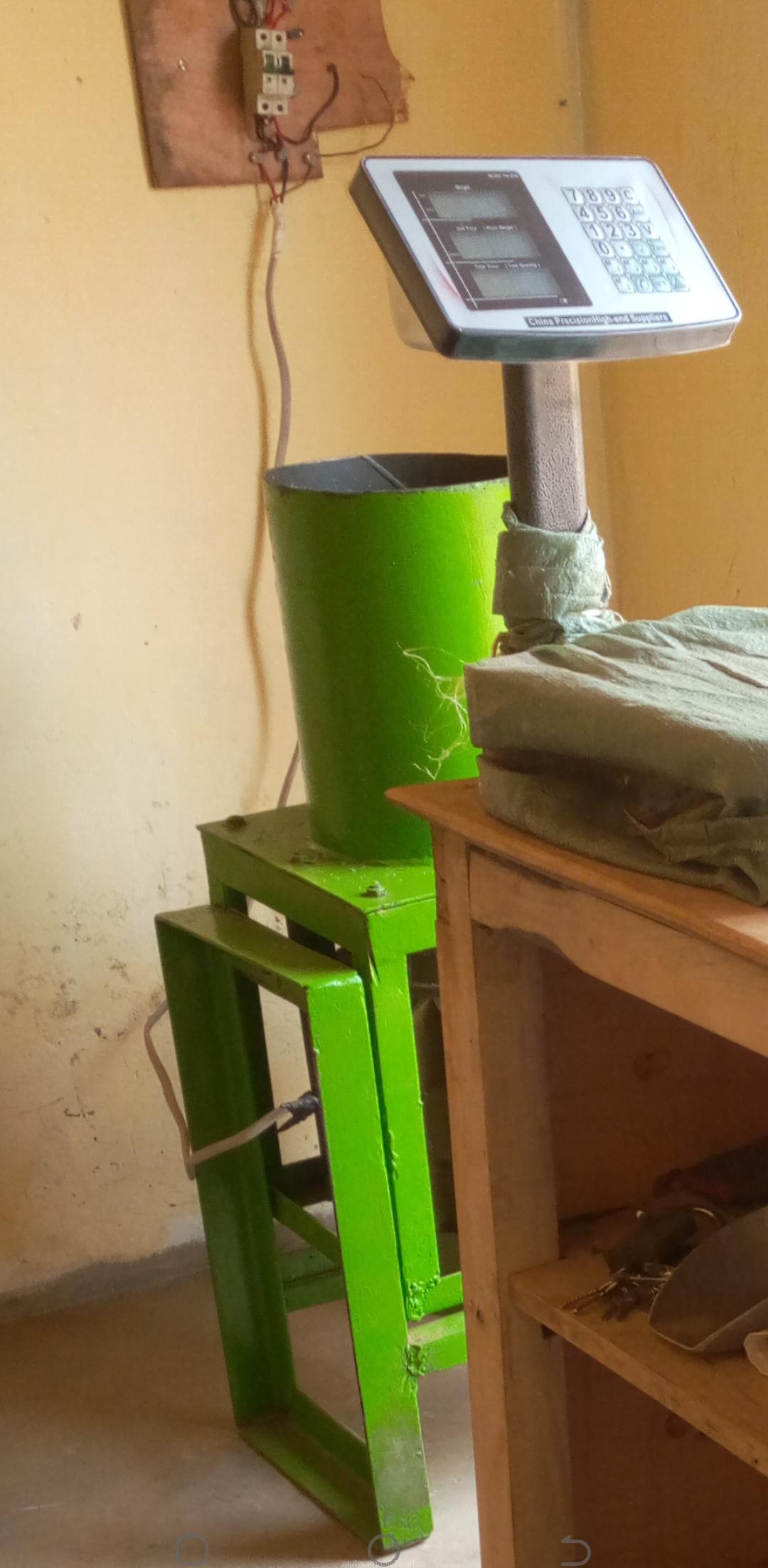 G-nuts machine Ekyuma kyebinyebwa KITUNDIBWA!!! No blocker!!!