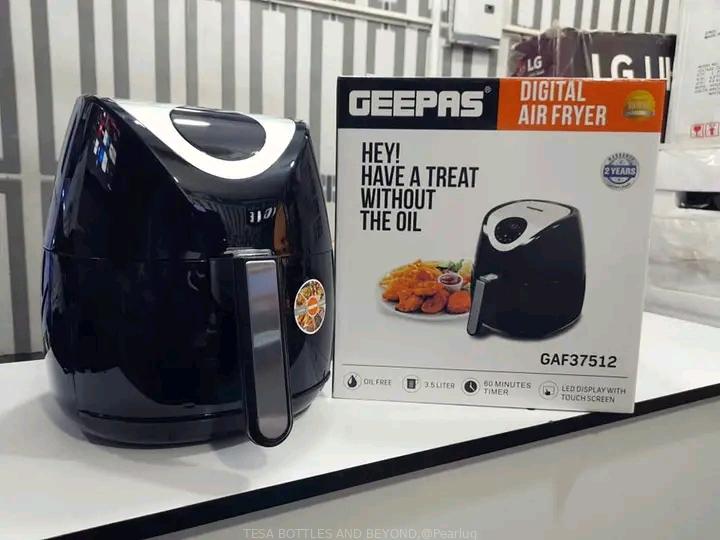 GEEPAS DIGITAL AIR FRYER