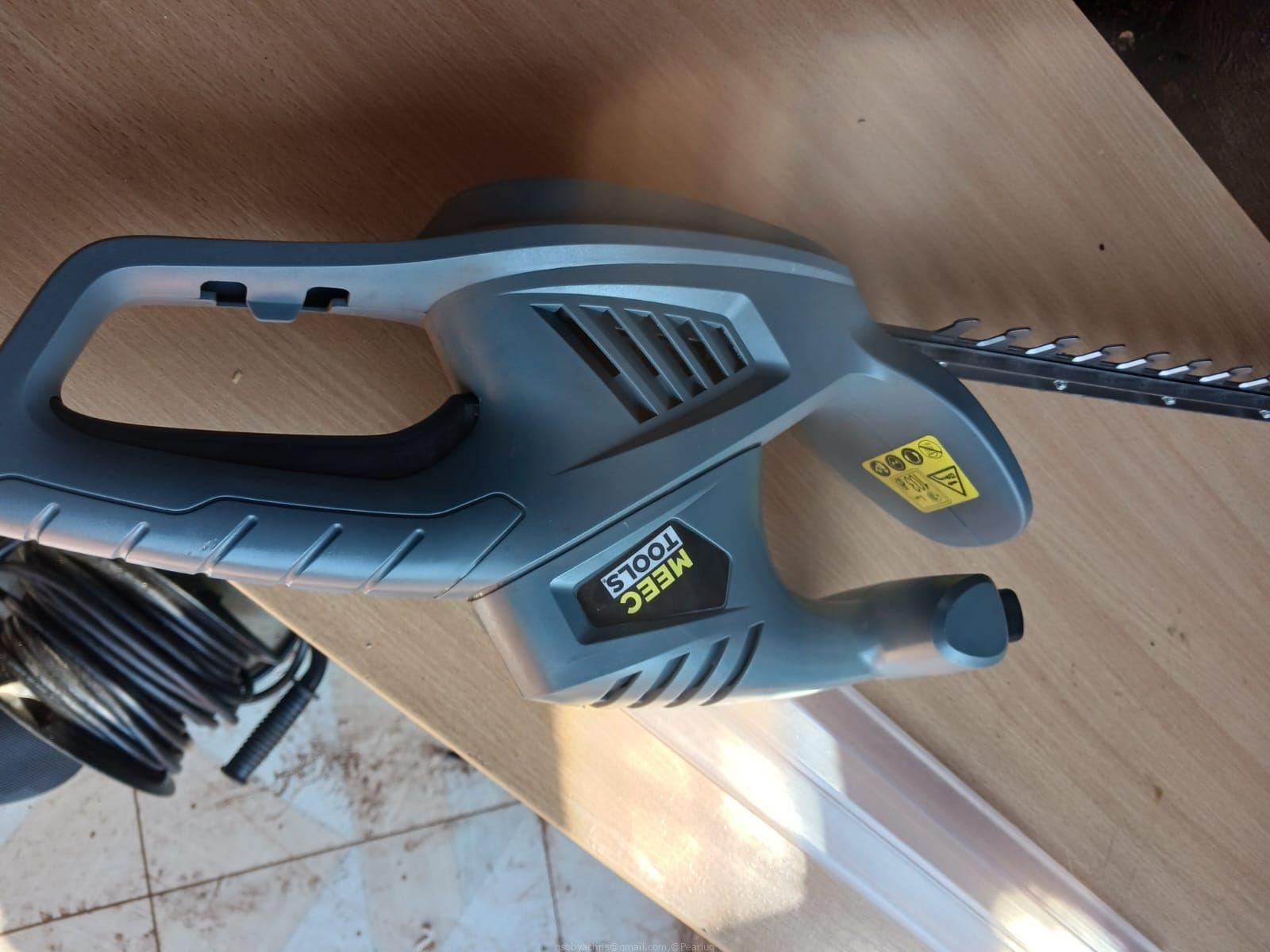 Electric fence trimmer