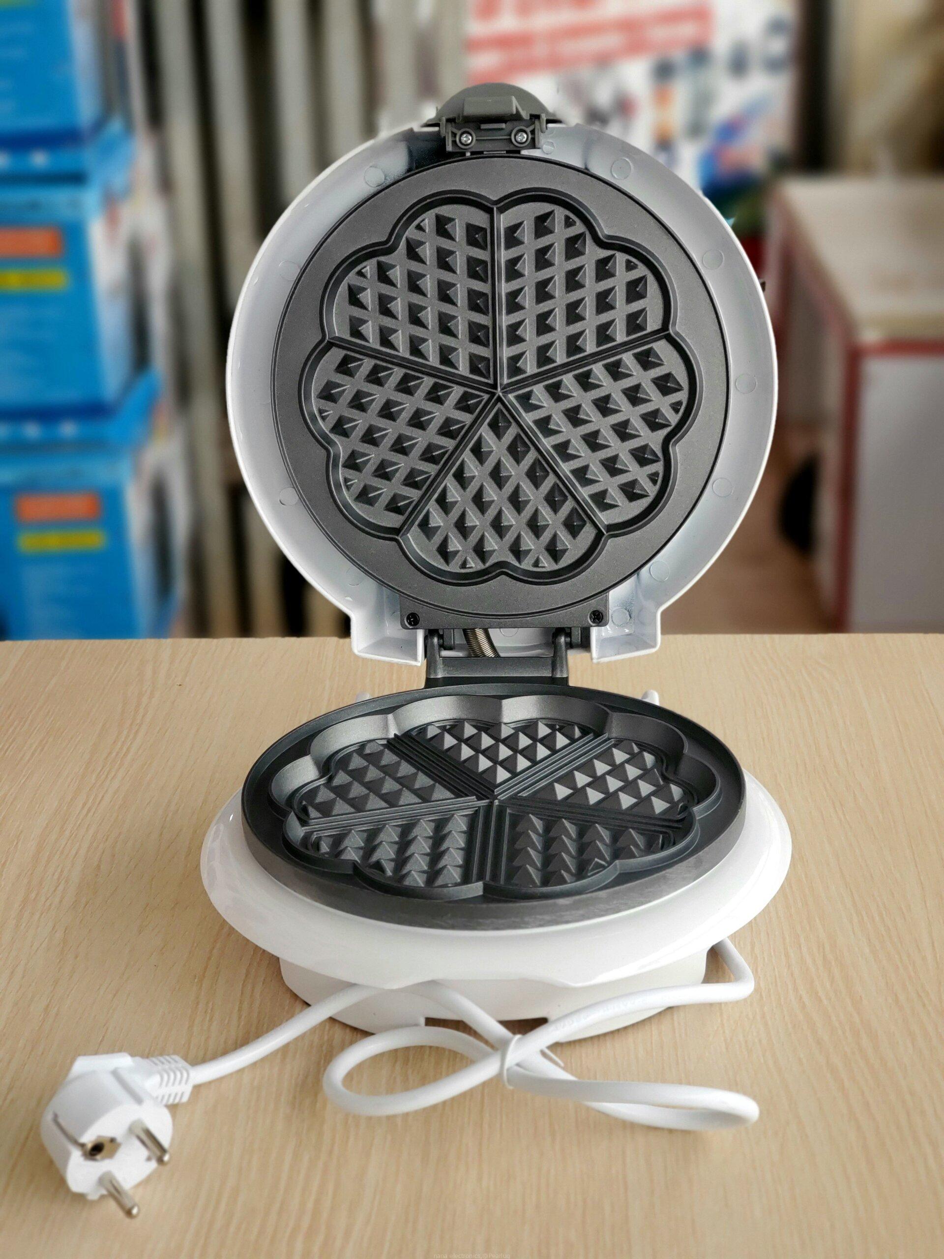 Heart sharp waffle maker