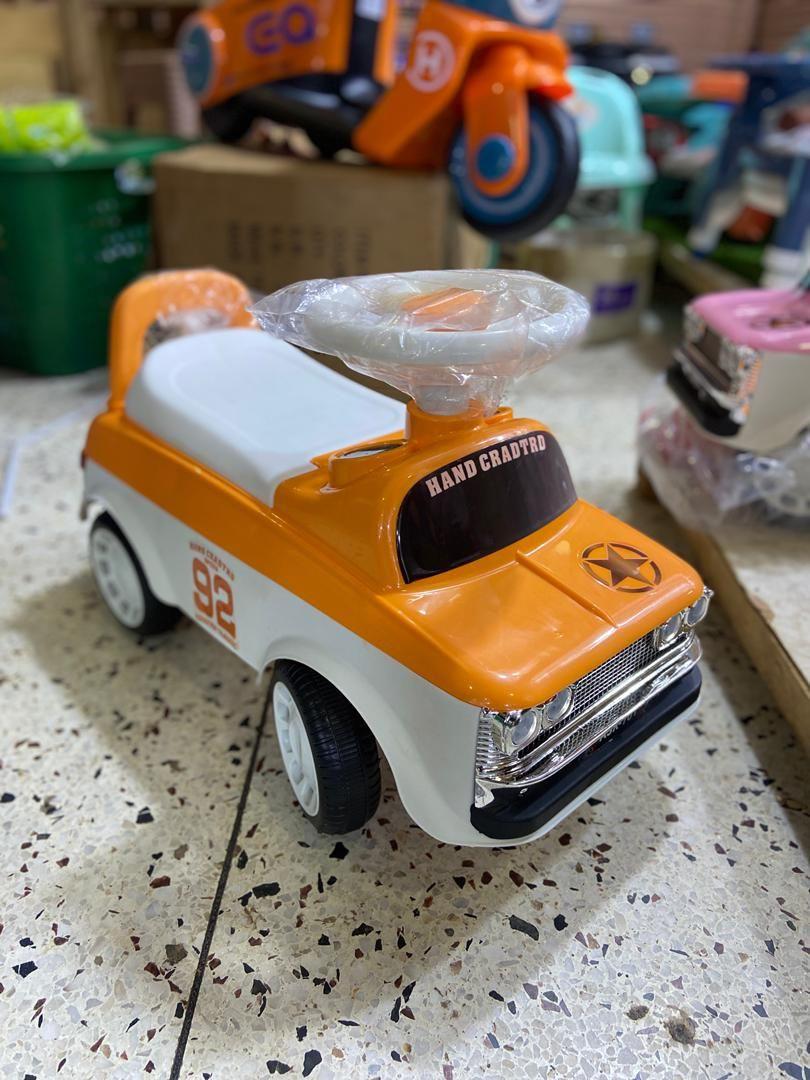 Kids swim cars