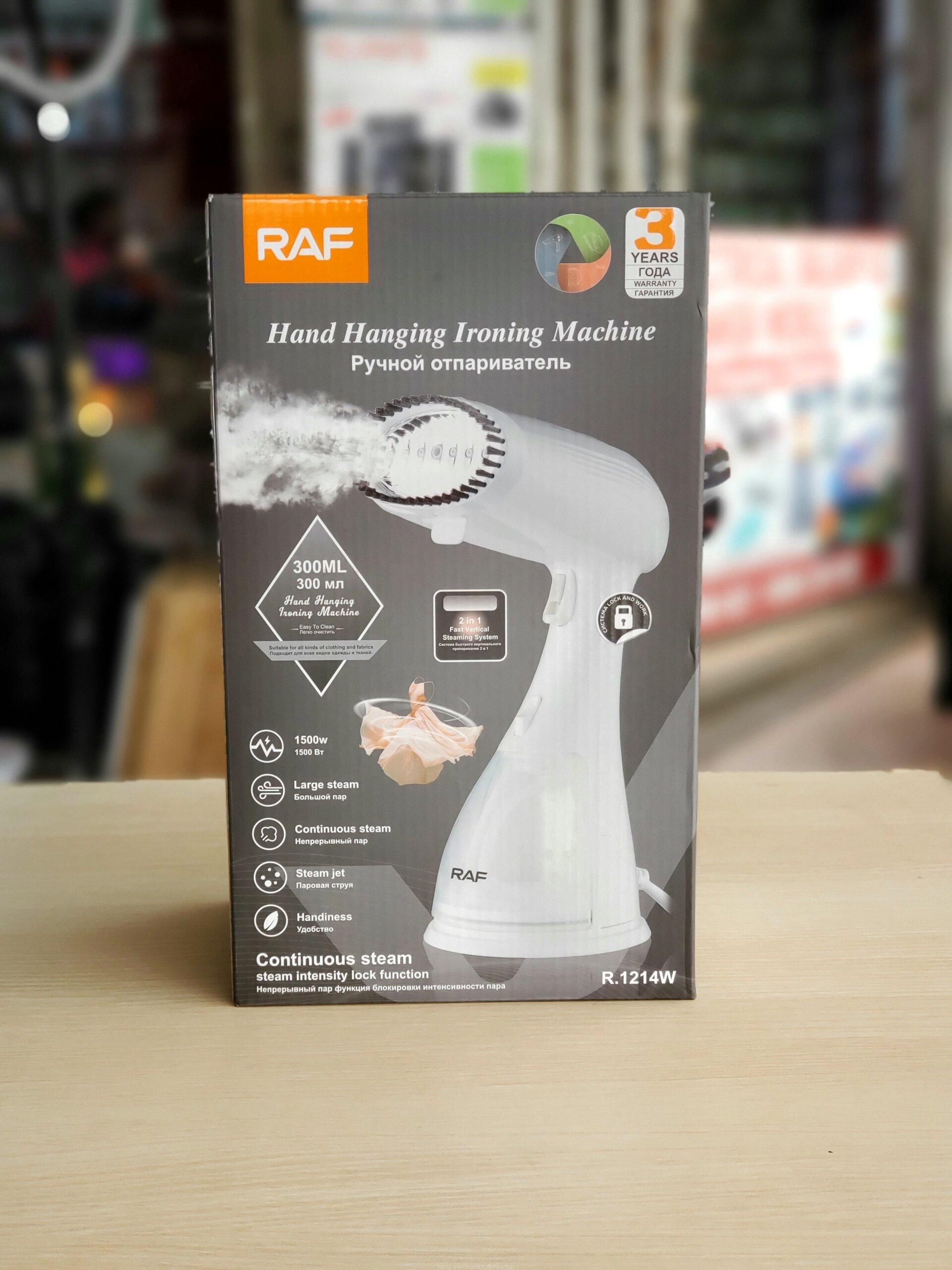 Handheld garment steamer