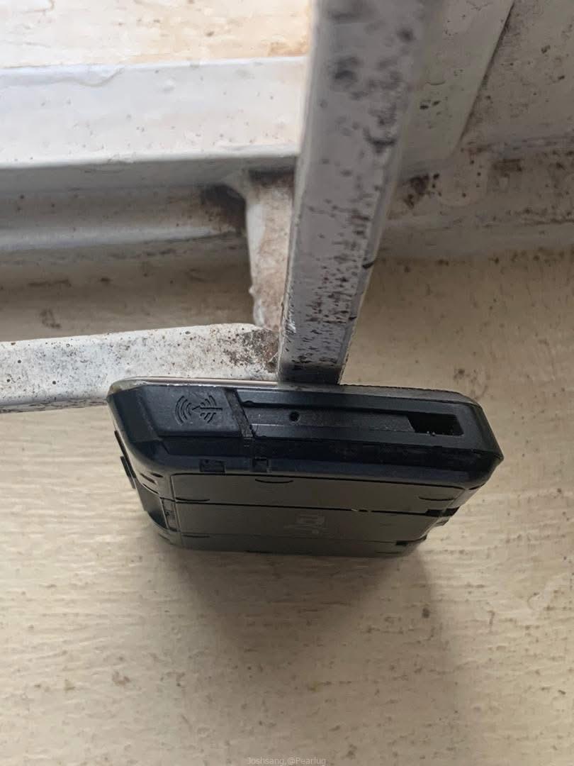 Motorola EQ5 Bluetooth speaker