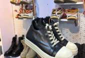 Shoe