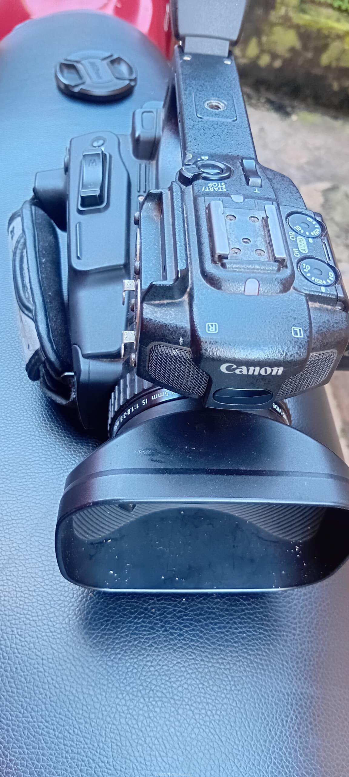 Canon xf100