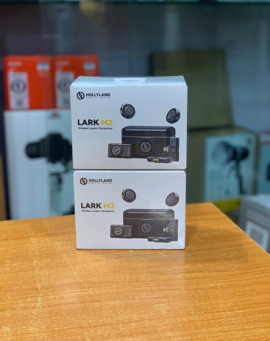 Hollyland LARK M2 DUO 2-Person Wireless Combo Microphone
