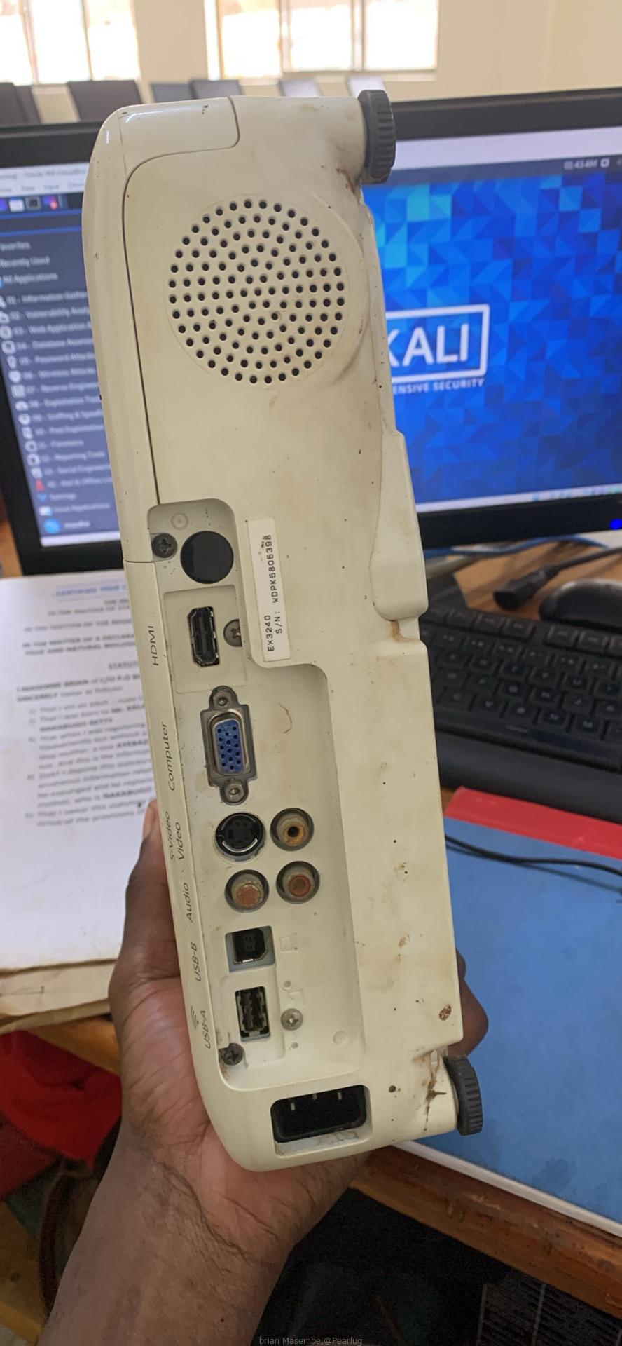 EPSON PROJECTOR EX3240