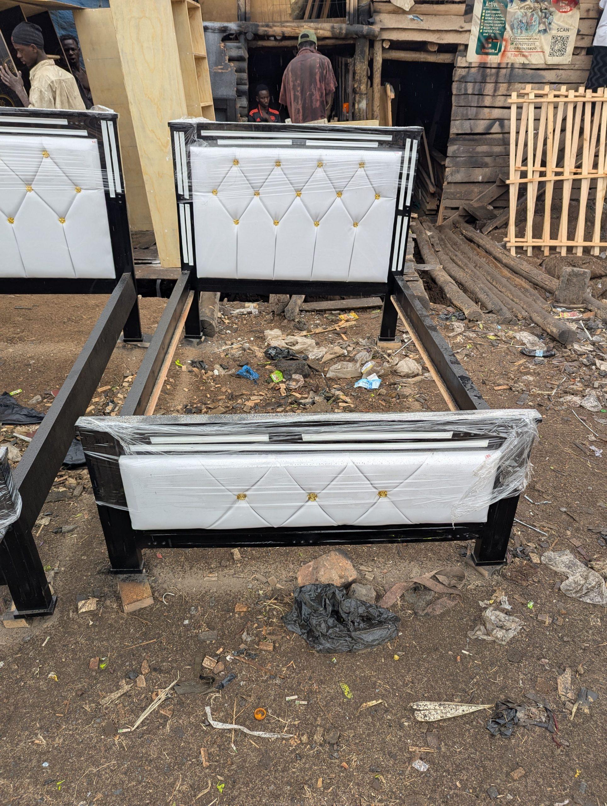 Leather beds 4*6