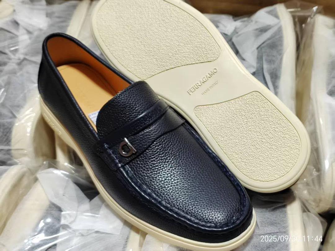 Ferragamo Classic premium authentic Men’s moccasins