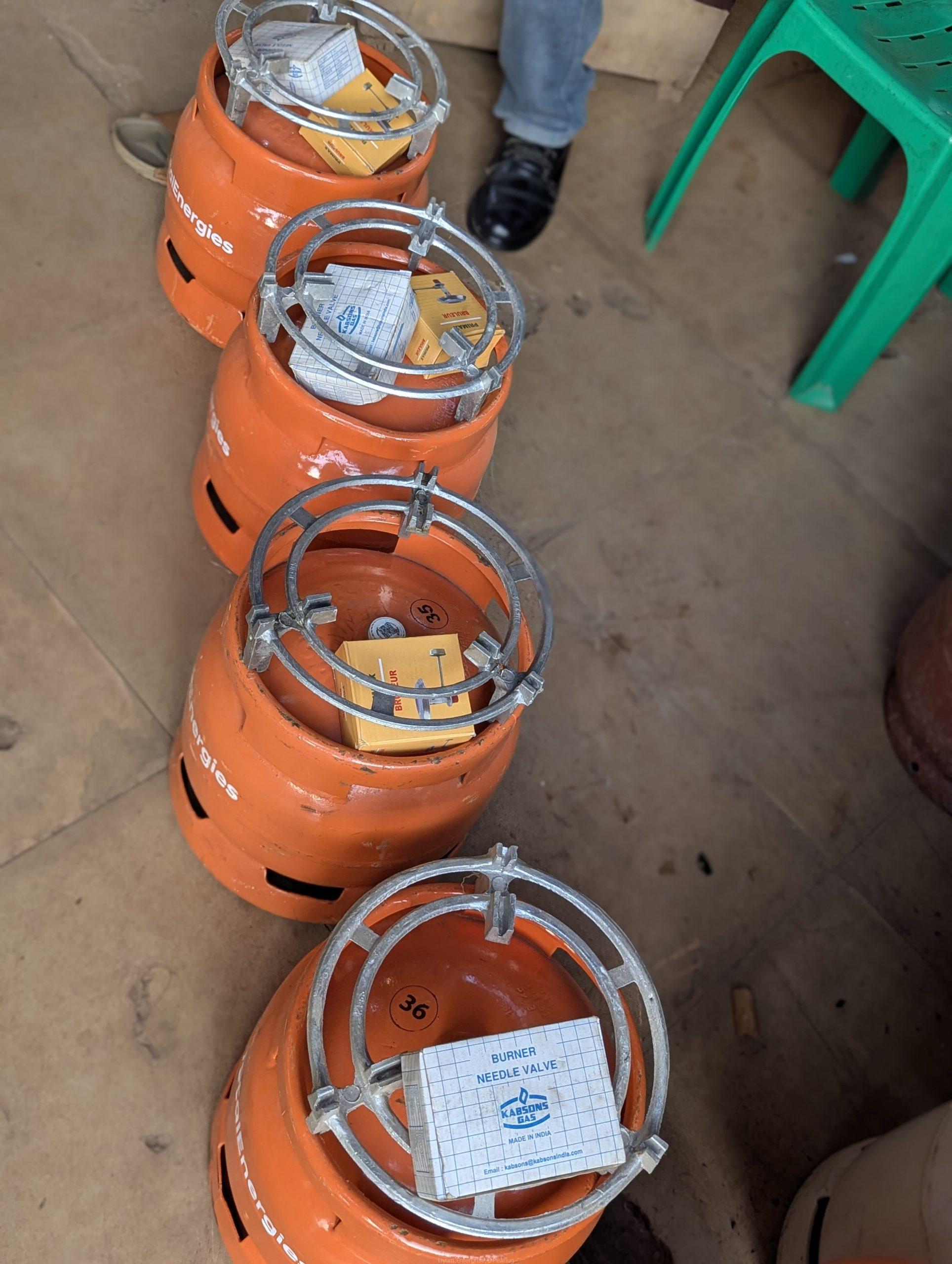 Total gas 6kg Fullkit with all accessories@160,000