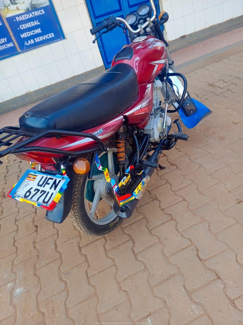 BAJAJ CT for sale 2m