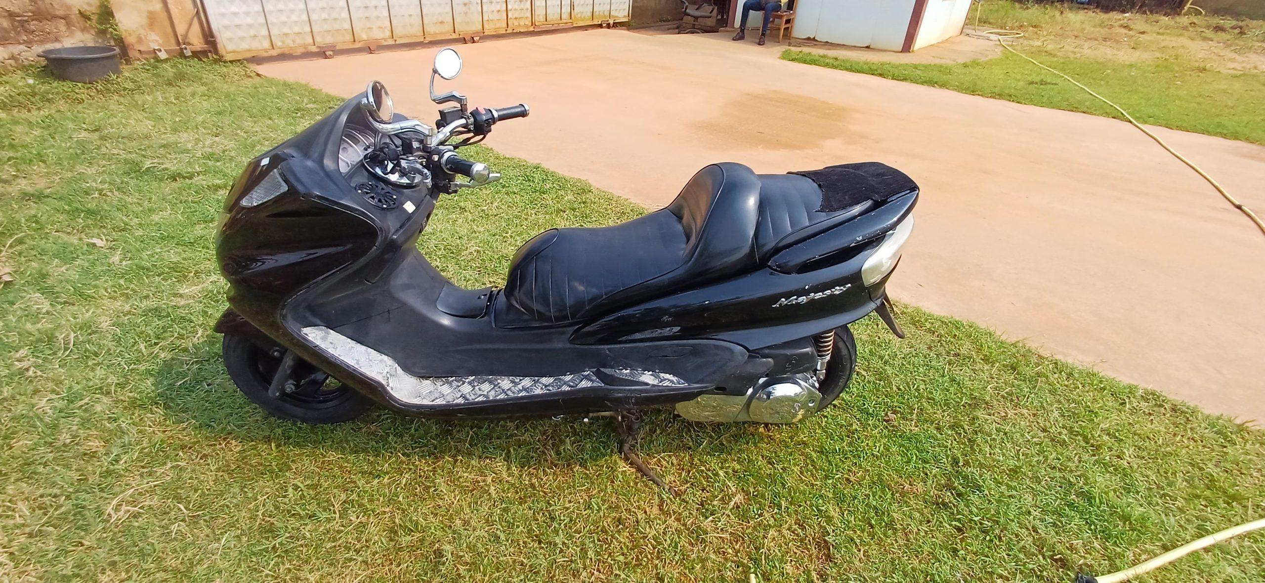 Yamaha majesty 250cc