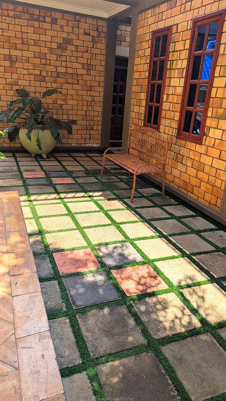 Tooro Green courts Entebbe road