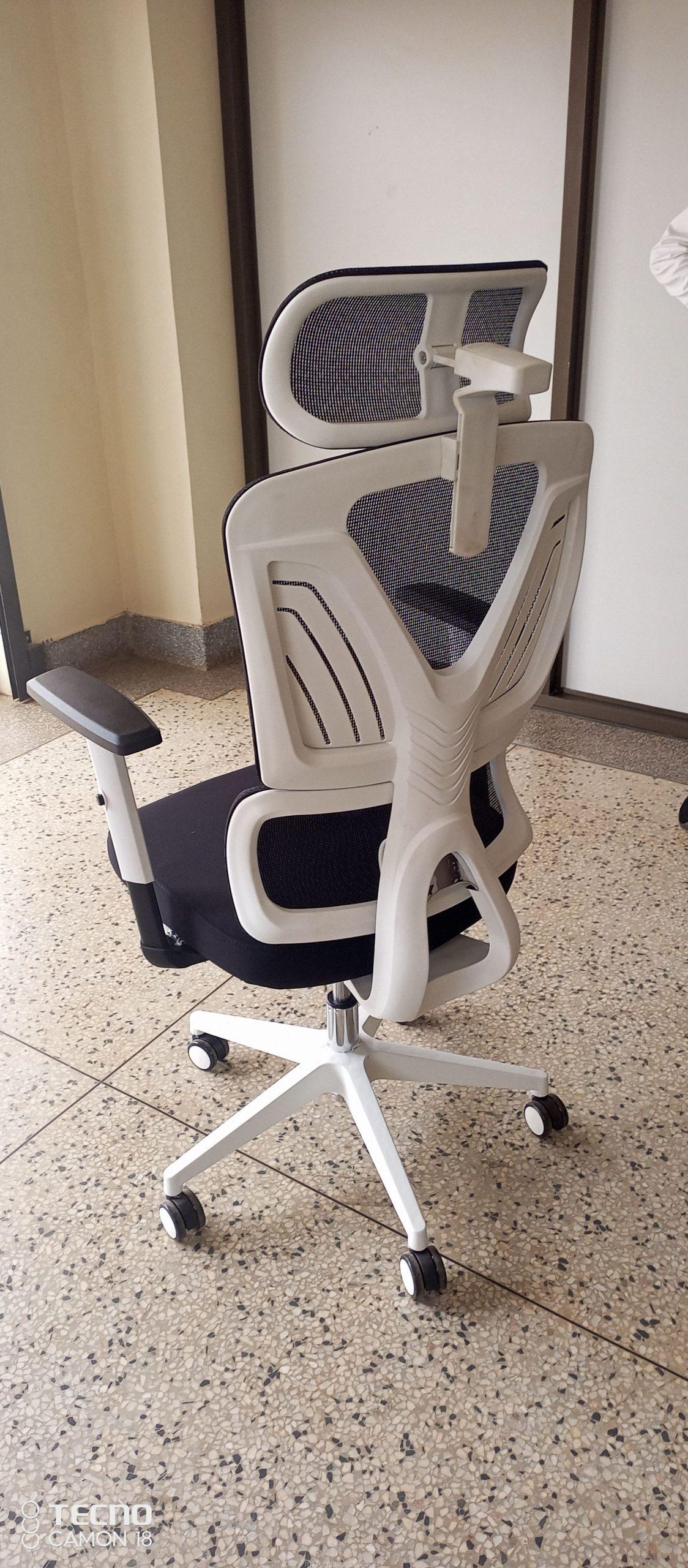 Executive office chair