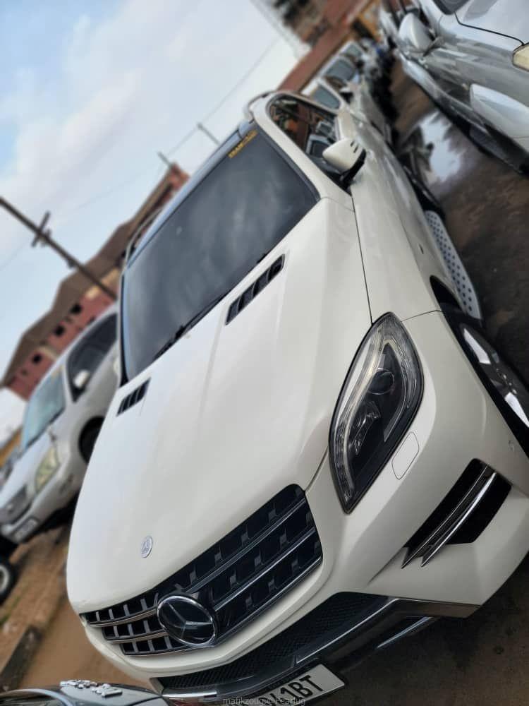Mercedes Benz
