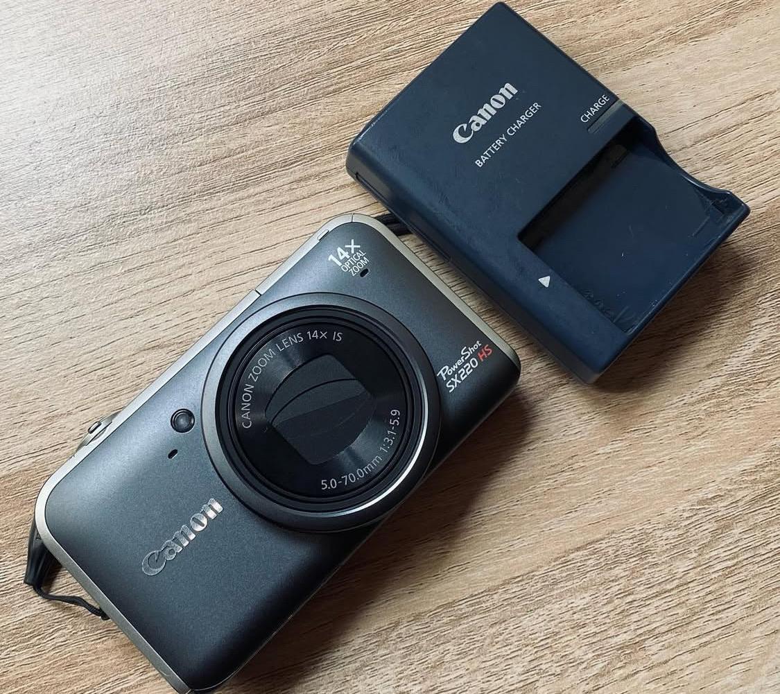 Canon PowerShot sx220