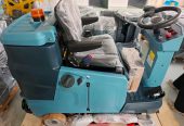 Ride on Floor Scrubber
