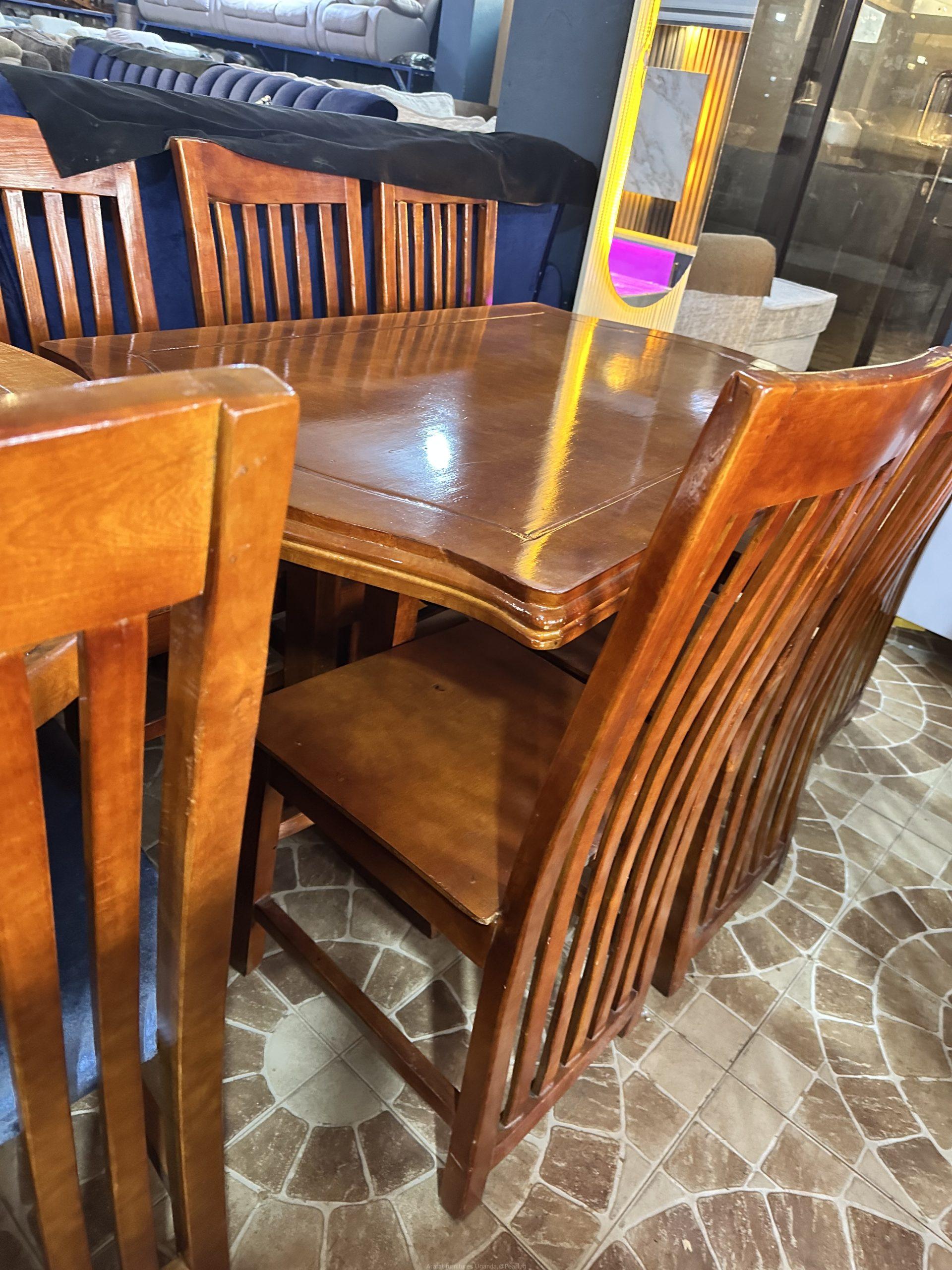 Solid dining set