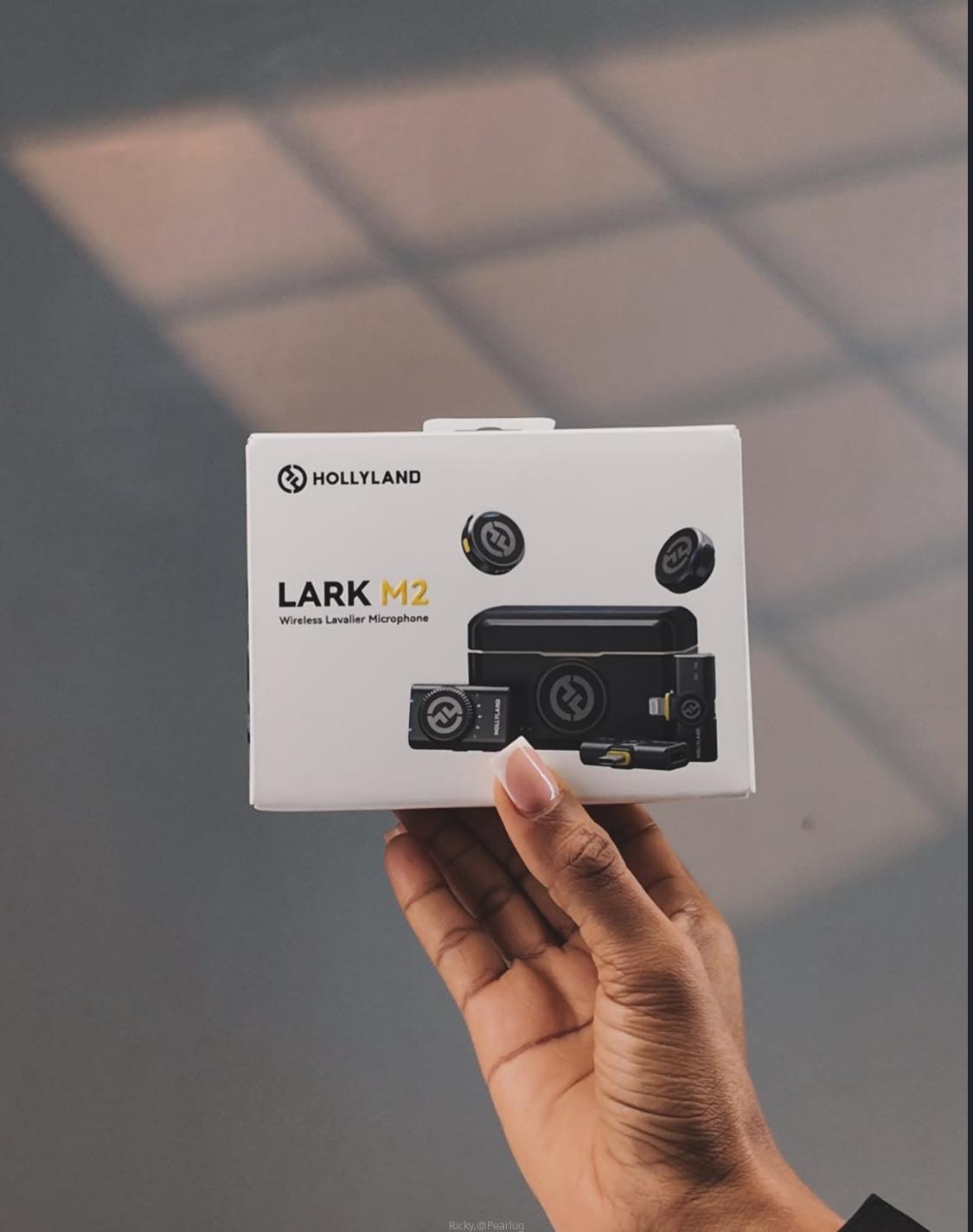 Hollyland LARK M2 DUO 2-Person Wireless Combo Microphone