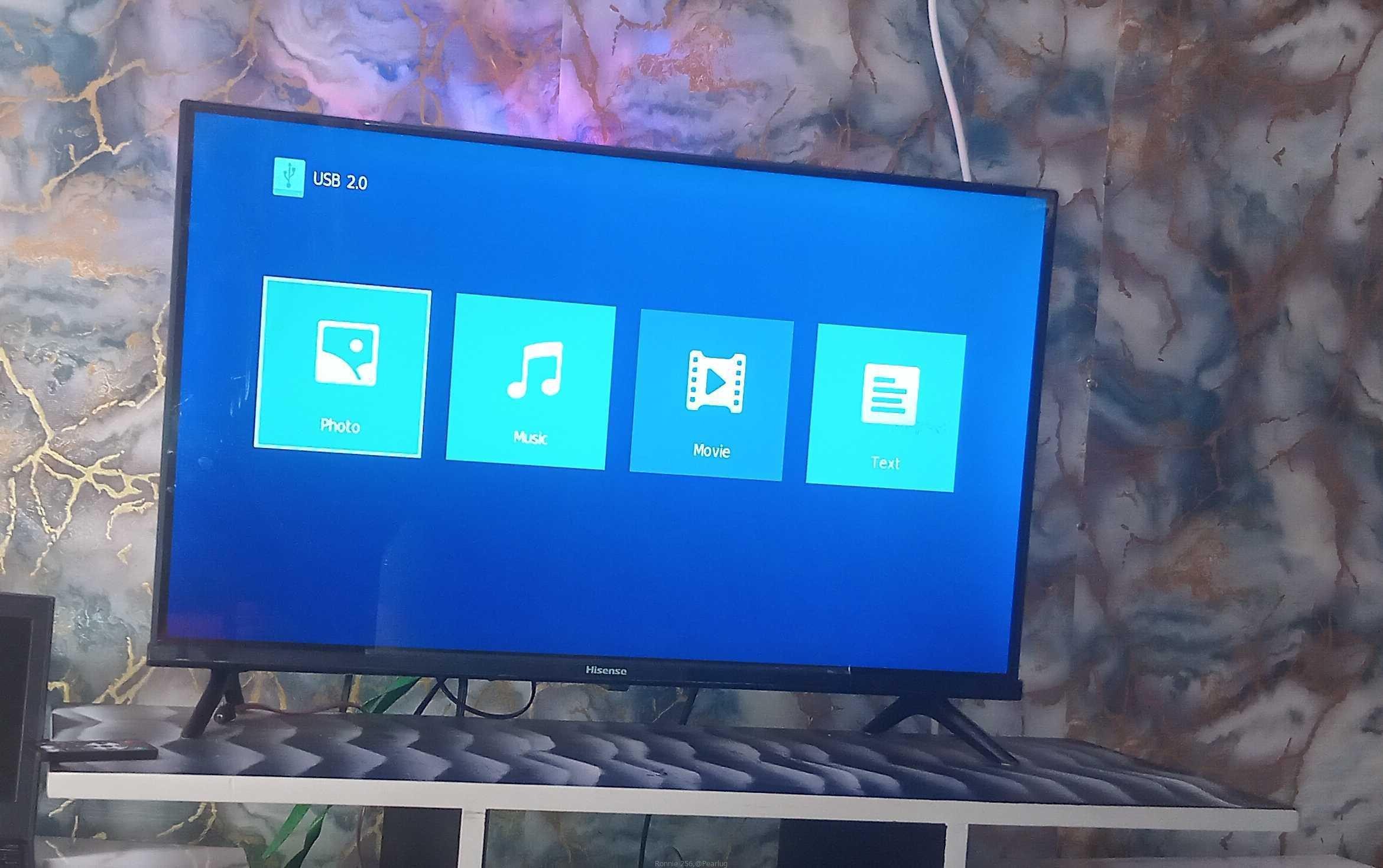 Hisense 32 not smart