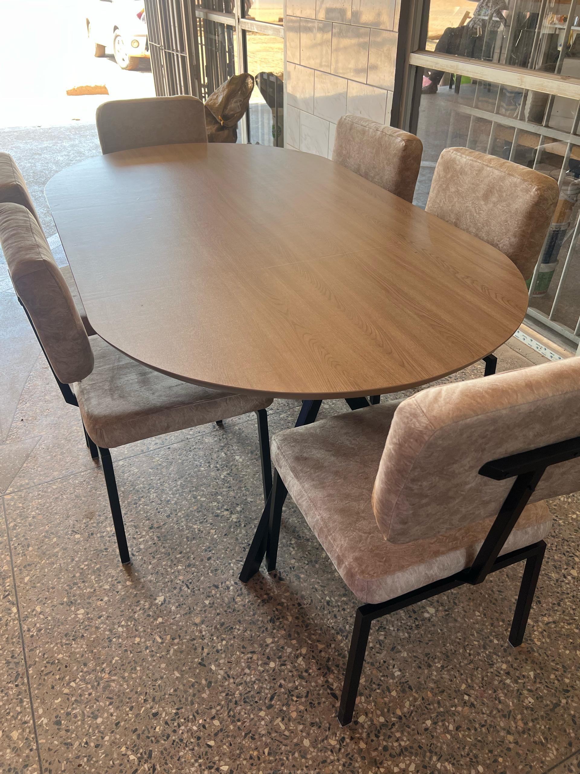 Dinning table 6seater