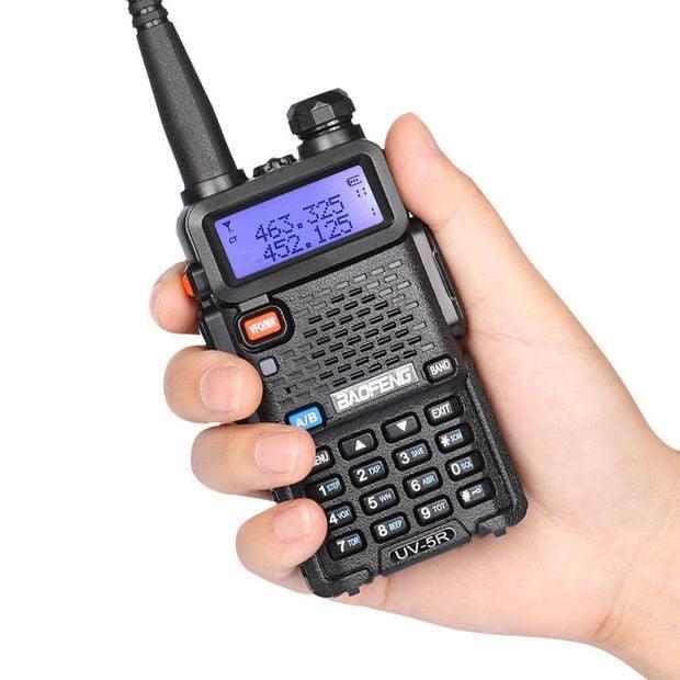 Pair of Baofeng Uv 5R hand held Walkie talkie high range