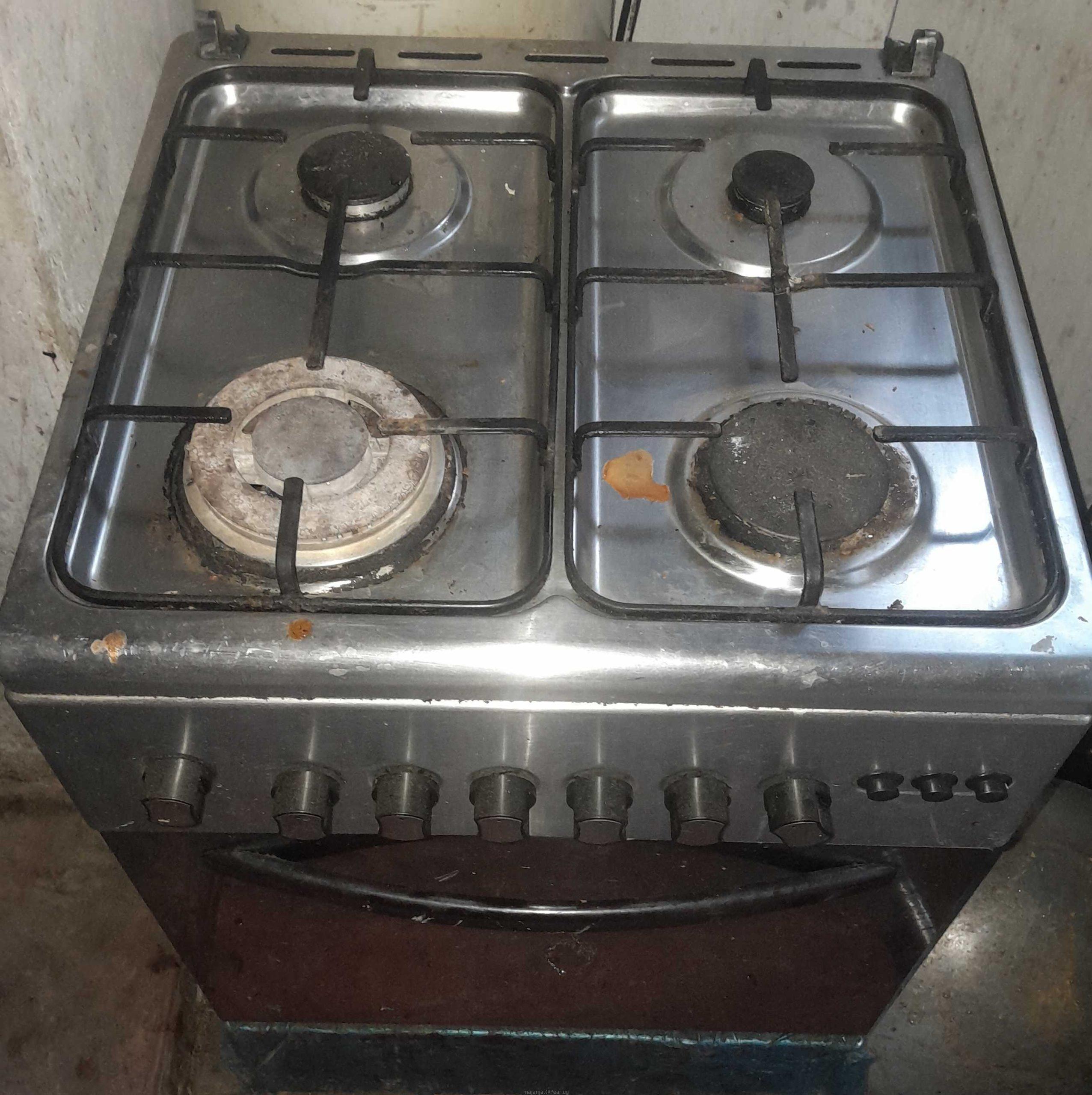 Oven