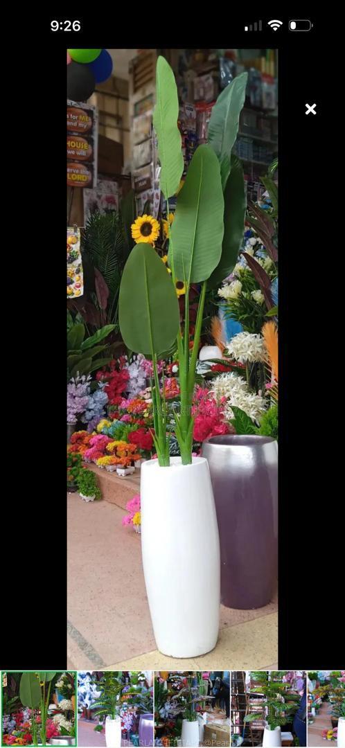ARTIFICIAL BANANA PLANT