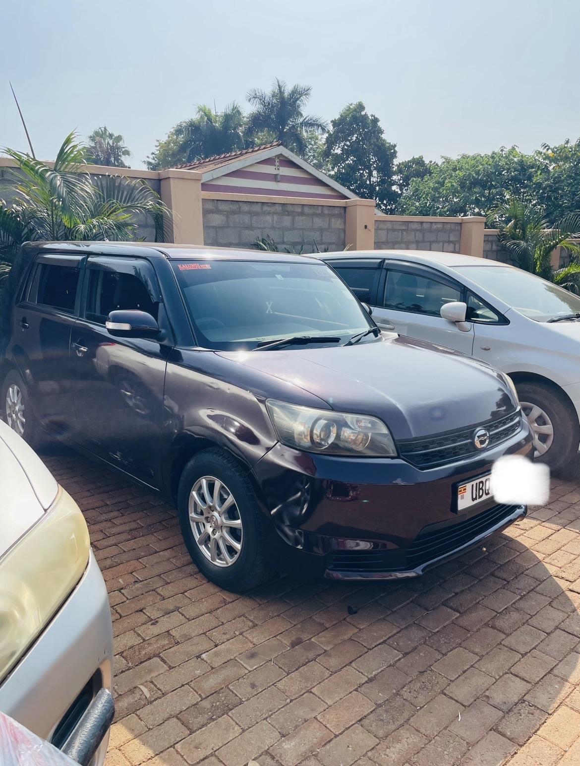 Toyota Rumion Model 2010