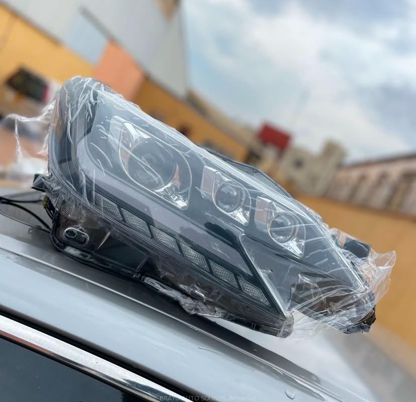Toyota Mark X 2010 headlights aftermarket lights