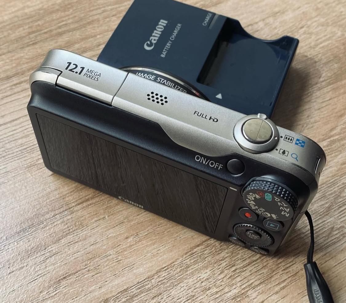 Canon PowerShot sx220