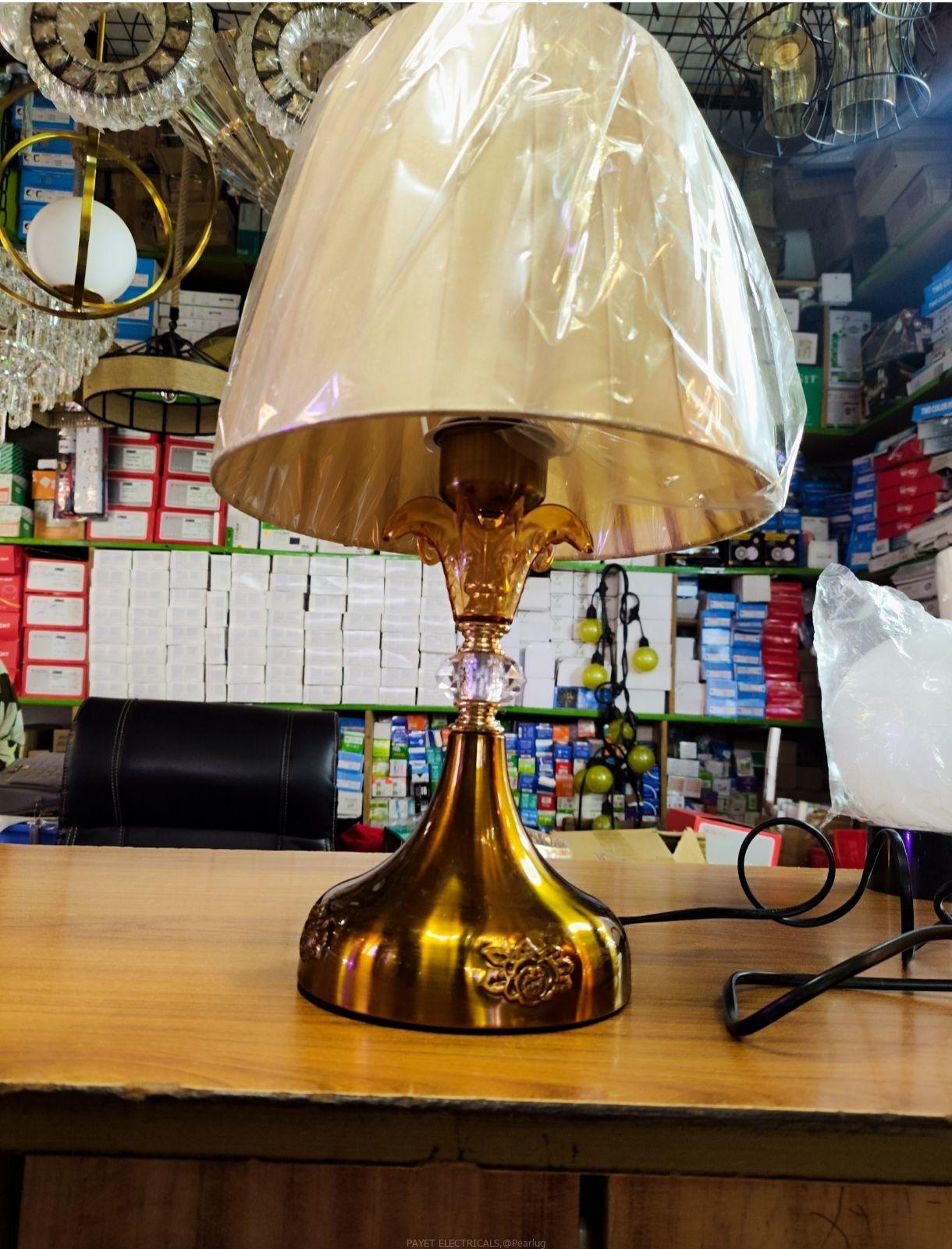 Bedside table lamp
