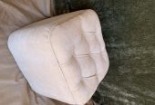 Poof seat