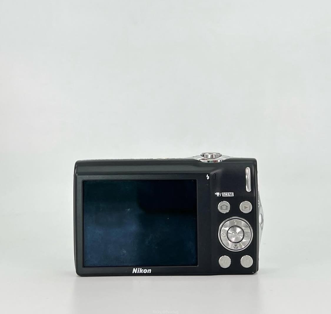 Nikon coolpix sx3000 digital camera
