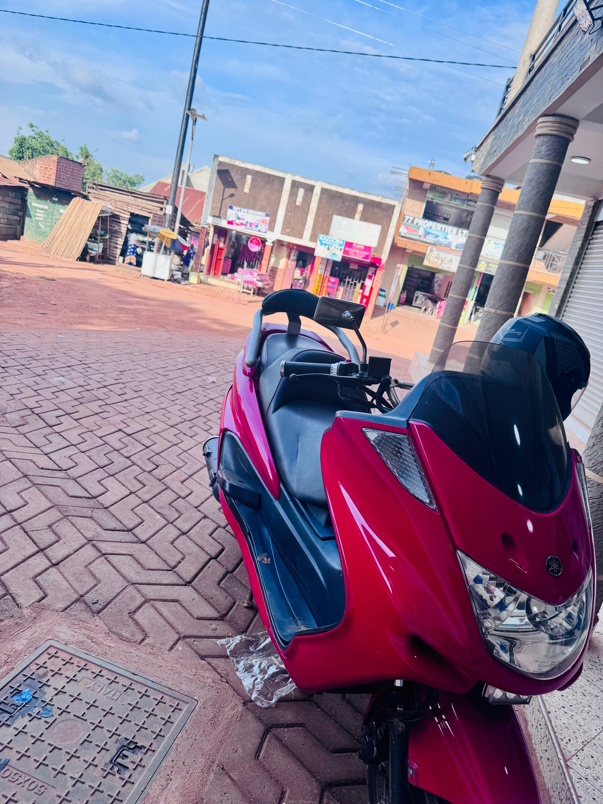 YAMAHA MAJESTY 250cc