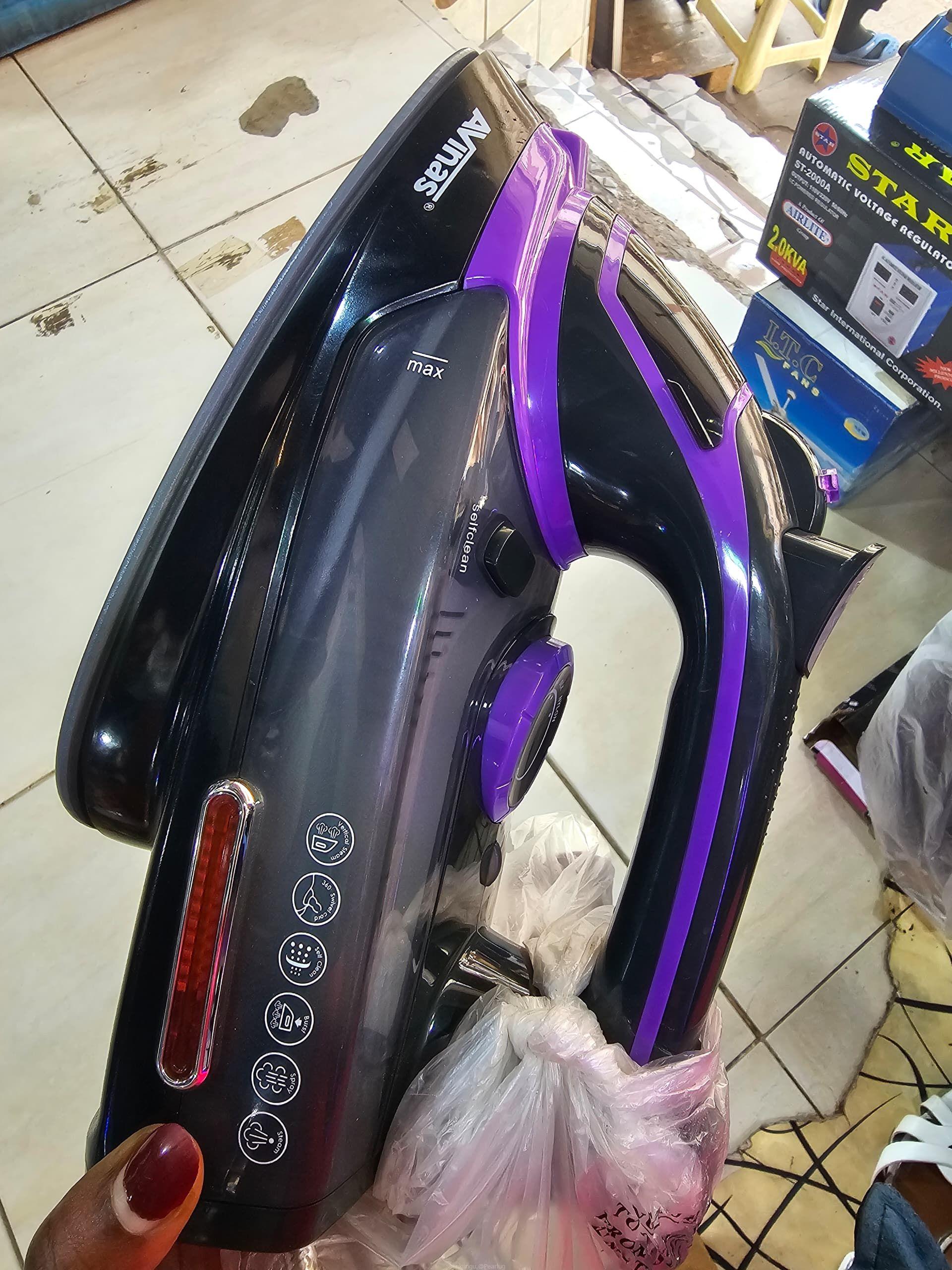 Steam iron