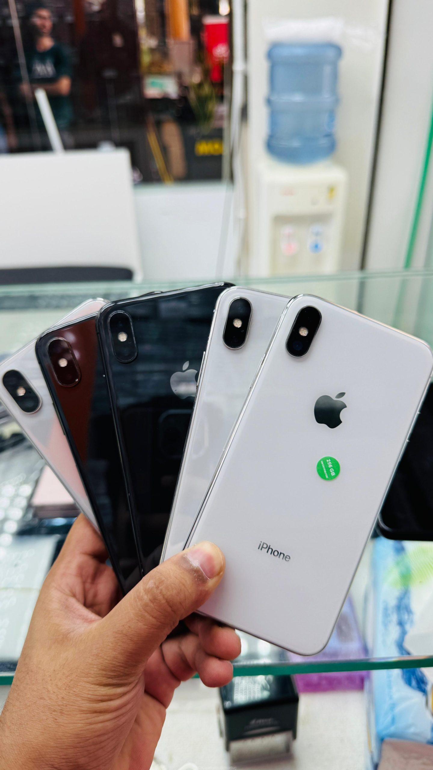 All Samsung, iPhones and google pixel