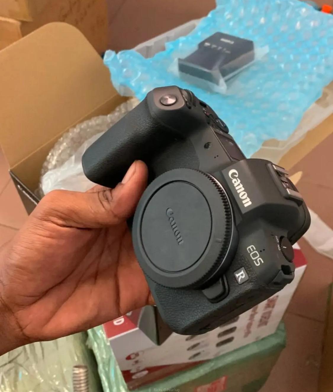 Canon R body Only