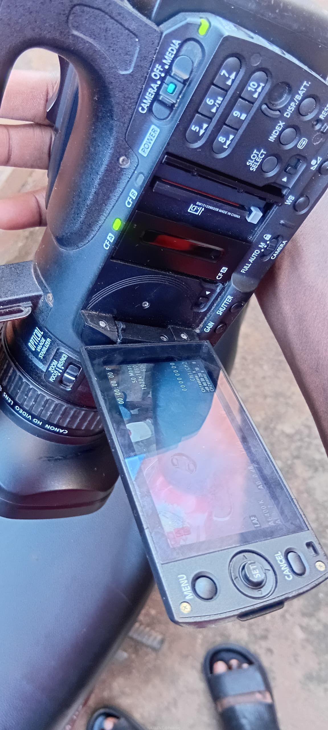 Canon xf100