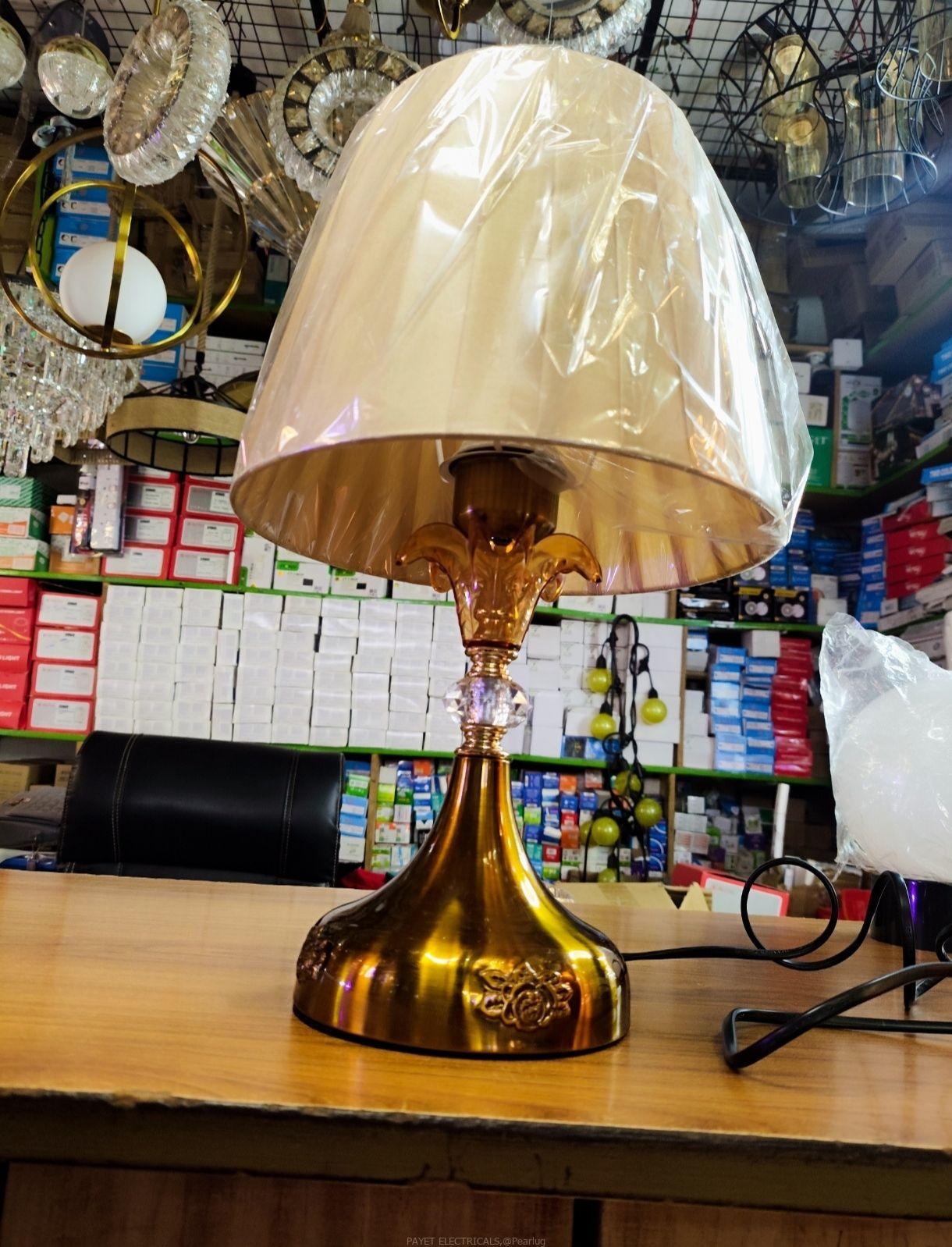 Bedside table lamp