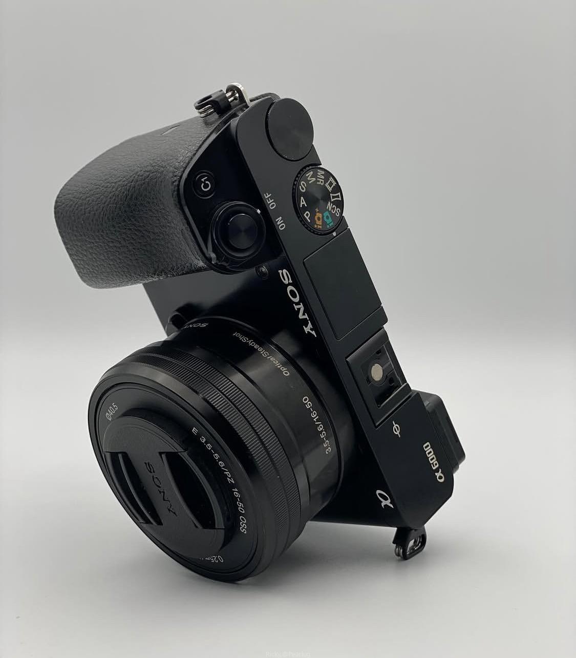 Sony Alpha a6000 Mirrorless Digital Camera 24.3MP SLR Camera w/16-50mm Power Zoom Lens